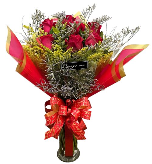 BUQUÊ COM 7 ROSAS