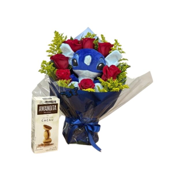 Arranjo de rosas com stitch e Amandita