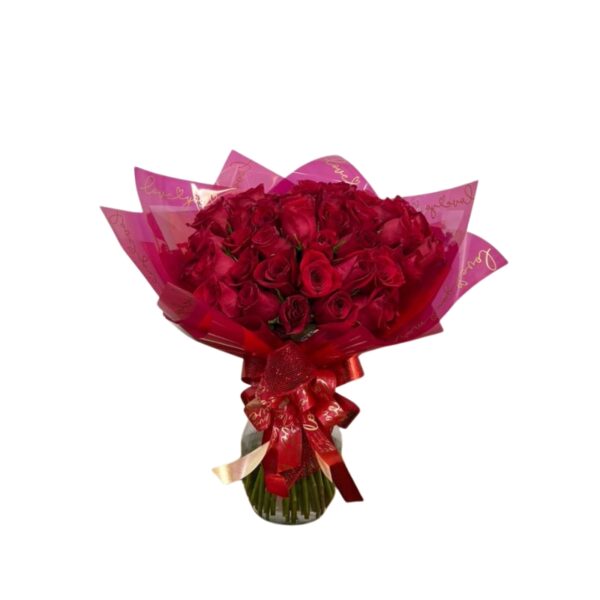 Buquê com 50 rosas